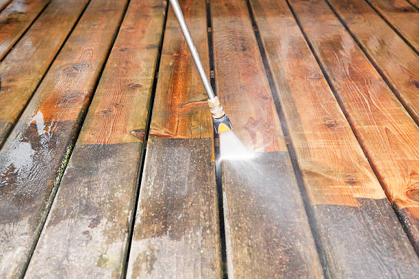 Best Pool Deck Cleaning  in Haleiwa, HI